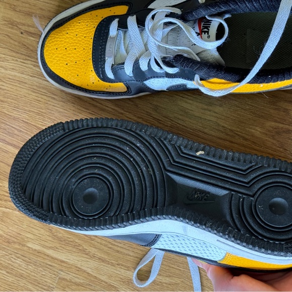 Nike Airforce 1 Low ‘07 LV8 - black gold jersey mesh - Picture 5 of 5